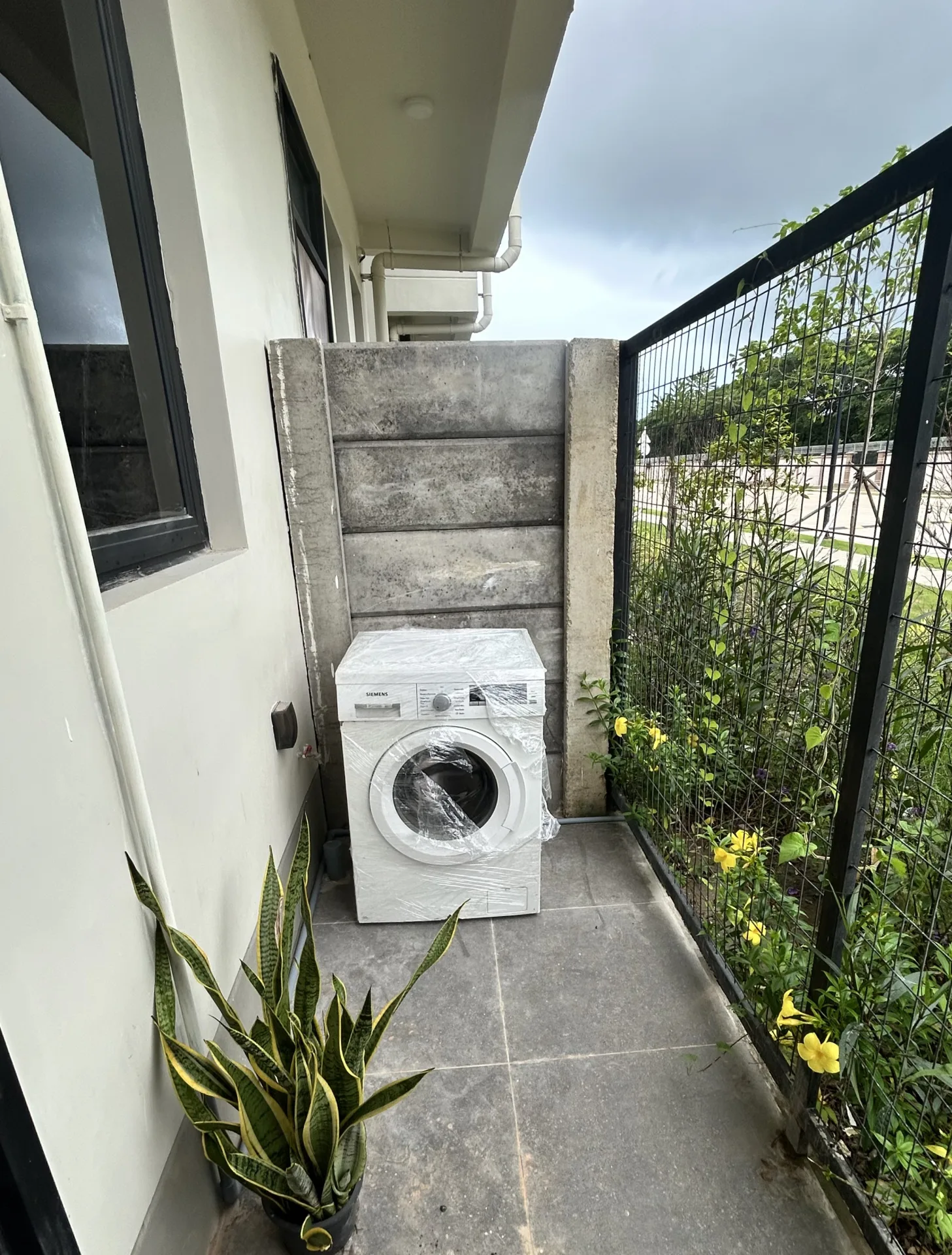 Studio room for Sale @ Star City ARA